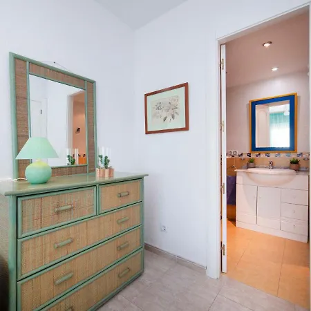 Apolo Iv-8 By Interhome 칼페